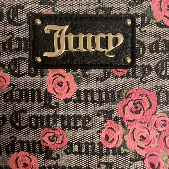 NEW Juicy Couture rose print hand wallet - Picture 2 of 5